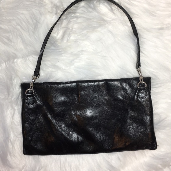 Tano leather envelope clutch with detachable strap - Picture 4 of 5